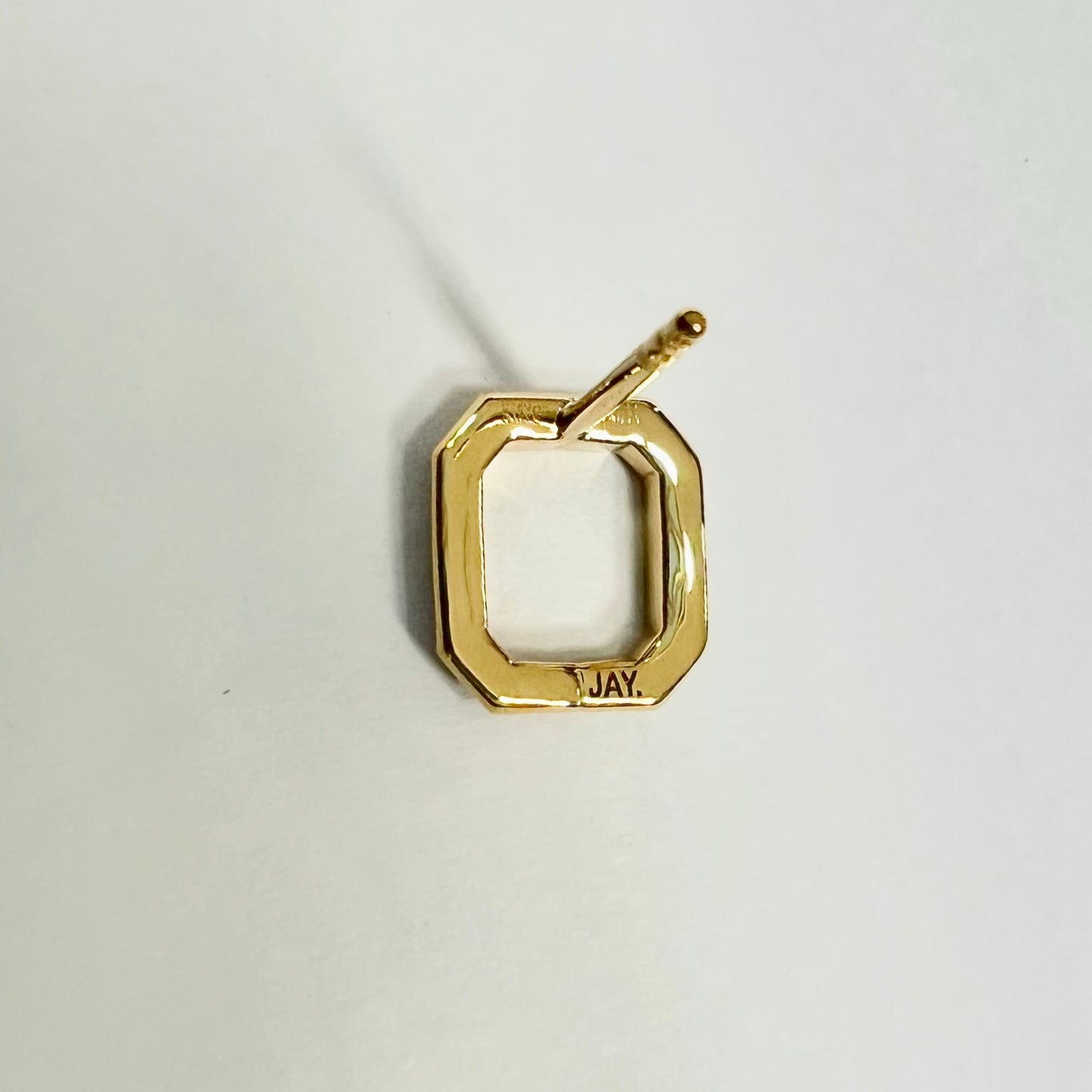 La place V_Diamond Earring [K18 D0.11ctUP]